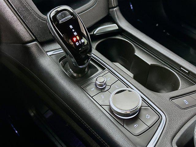 used 2021 Cadillac XT5 car, priced at $21,791