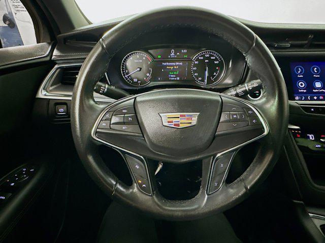 used 2021 Cadillac XT5 car, priced at $21,791