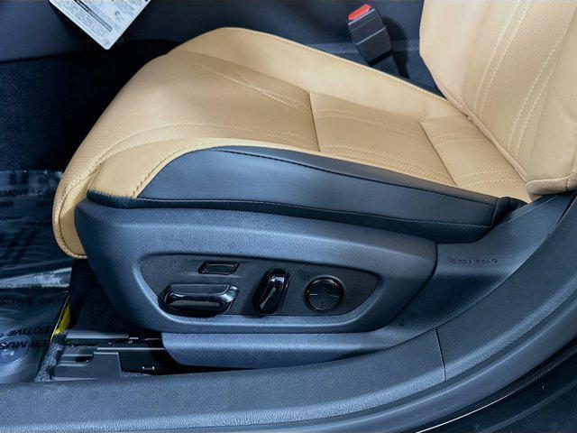 new 2025 Lexus ES 350 car, priced at $53,940