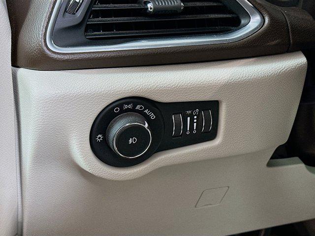 used 2019 Chrysler Pacifica car, priced at $17,481