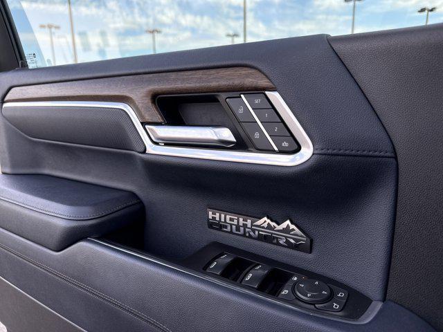 used 2022 Chevrolet Silverado 1500 car, priced at $44,992