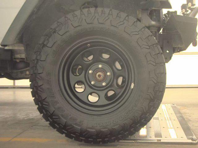 used 2015 Jeep Wrangler Unlimited car, priced at $16,493