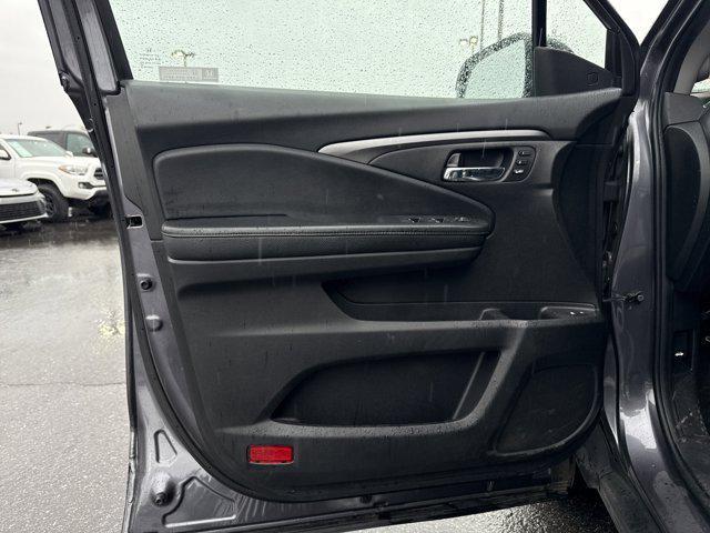 used 2021 Honda Pilot car, priced at $23,993