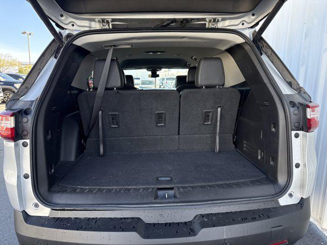 used 2021 Chevrolet Traverse car, priced at $22,991