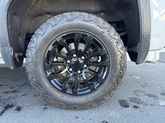 used 2019 GMC Sierra 1500 car, priced at $33,992