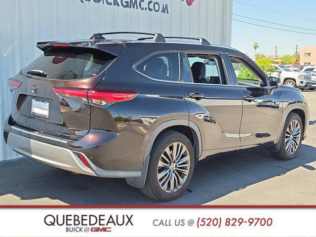 used 2020 Toyota Highlander car, priced at $31,492