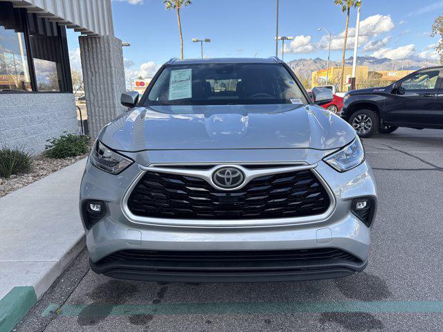 used 2020 Toyota Highlander car, priced at $26,992