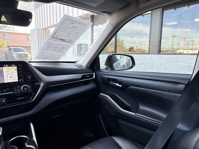used 2020 Toyota Highlander car, priced at $26,992