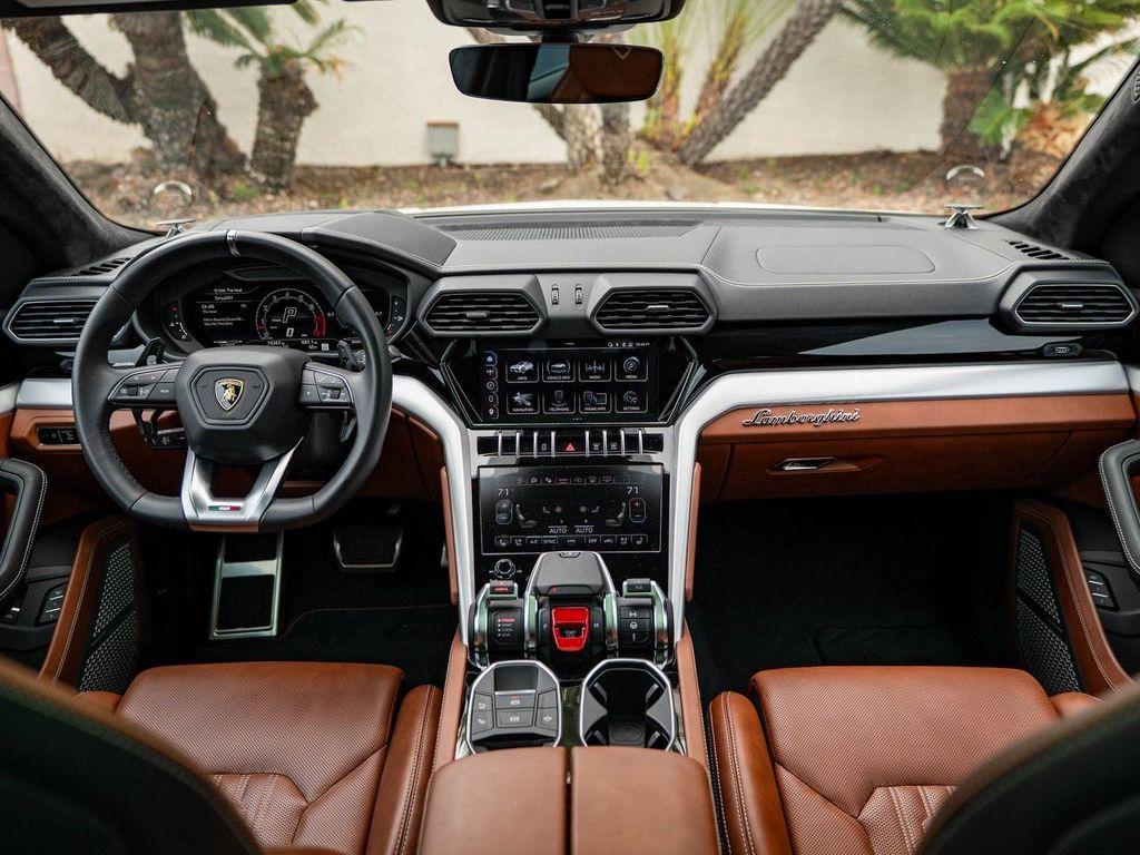 used 2024 Lamborghini Urus car, priced at $255,888