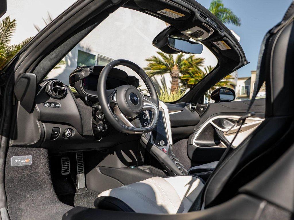 used 2024 McLaren 750S car, priced at $344,985