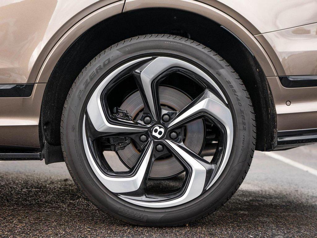 used 2022 Bentley Bentayga car, priced at $148,499