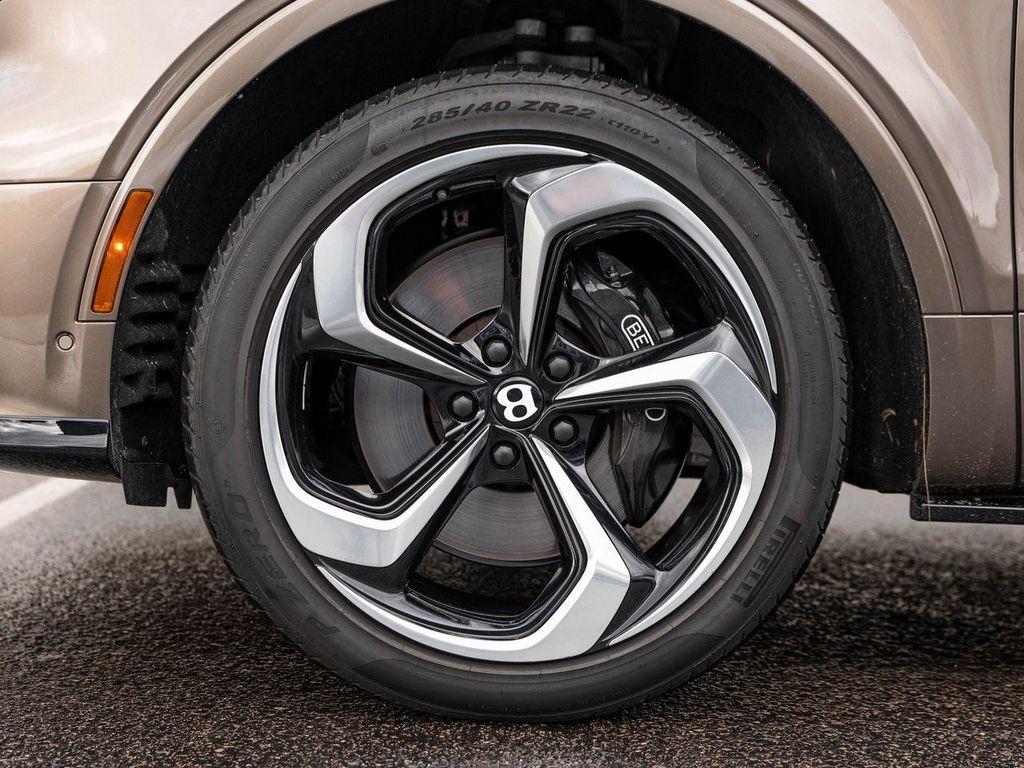 used 2022 Bentley Bentayga car, priced at $148,499