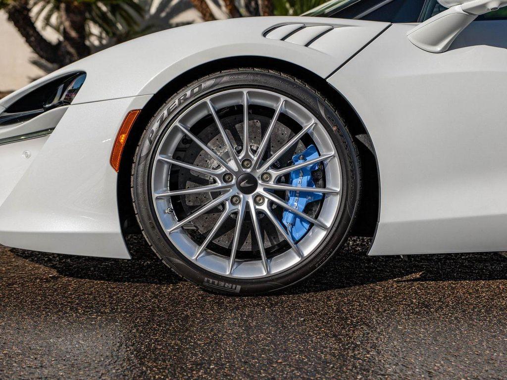 new 2026 McLaren Artura car, priced at $313,600