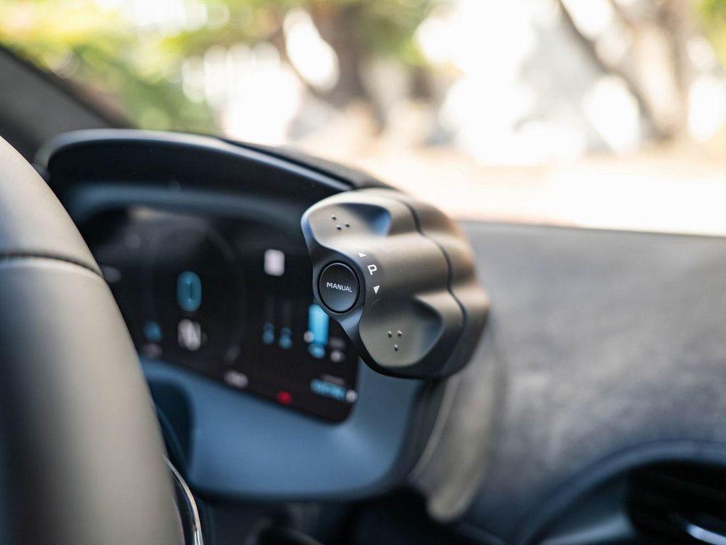 new 2026 McLaren Artura car, priced at $313,600