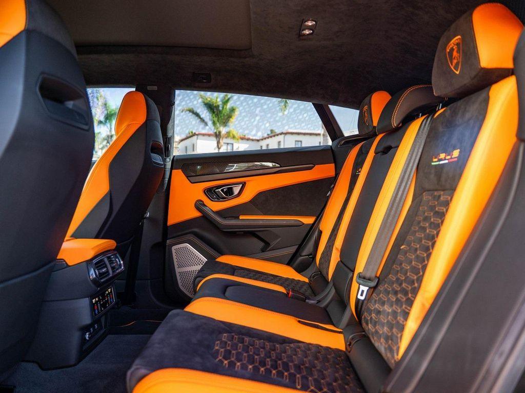 used 2022 Lamborghini Urus car, priced at $229,995