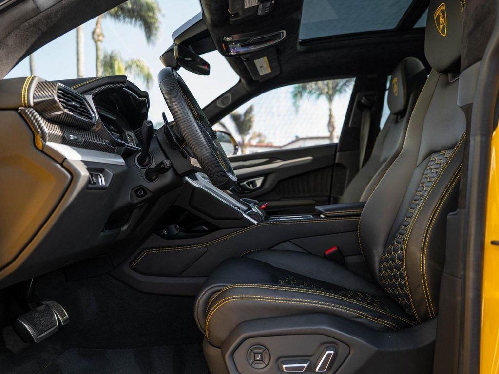 used 2019 Lamborghini Urus car, priced at $199,995