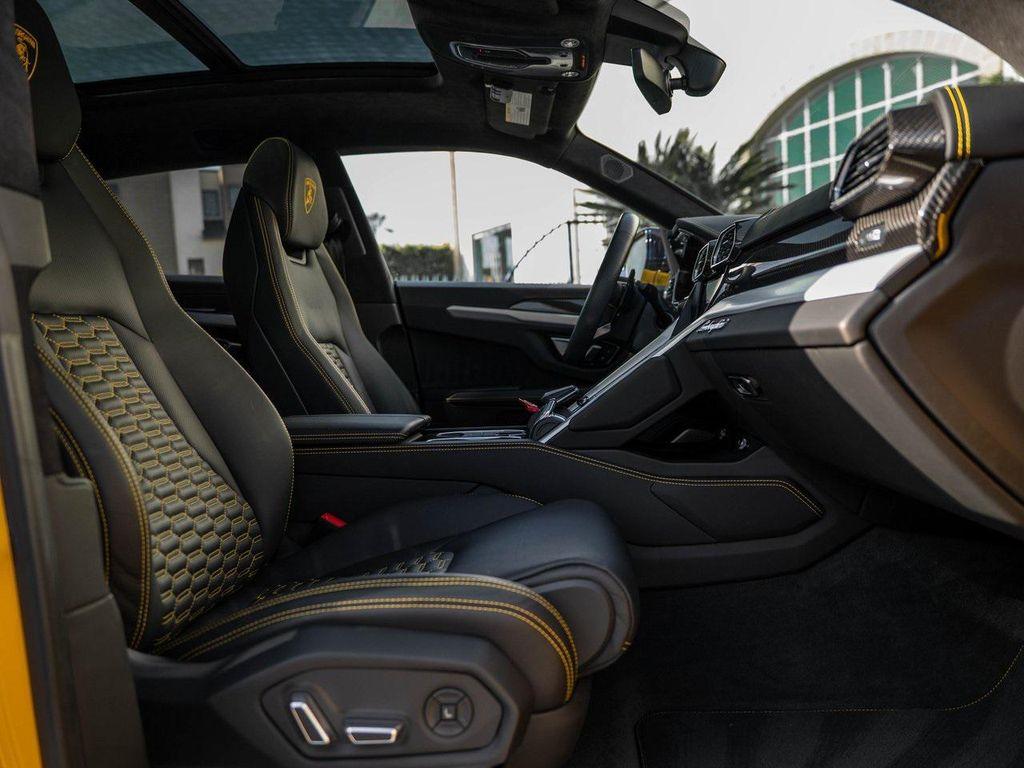 used 2019 Lamborghini Urus car, priced at $199,995