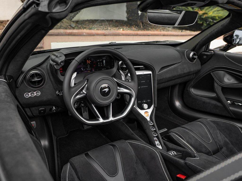 new 2026 McLaren 750S car, priced at $453,650