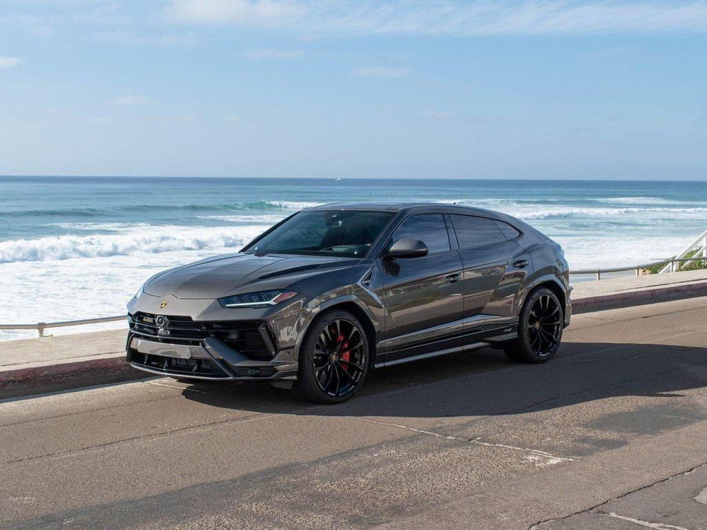 used 2024 Lamborghini Urus car, priced at $274,995