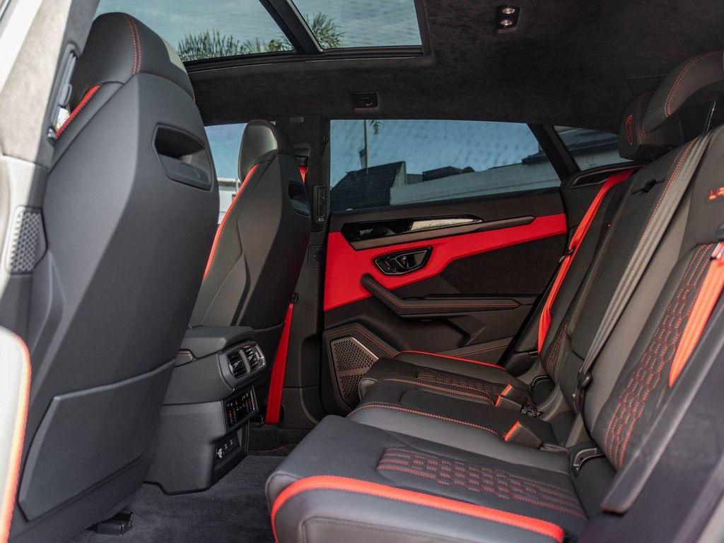 used 2024 Lamborghini Urus car, priced at $274,995