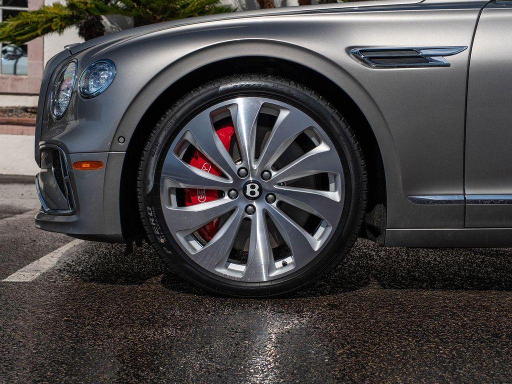 new 2026 Bentley Flying Spur car, priced at $324,555