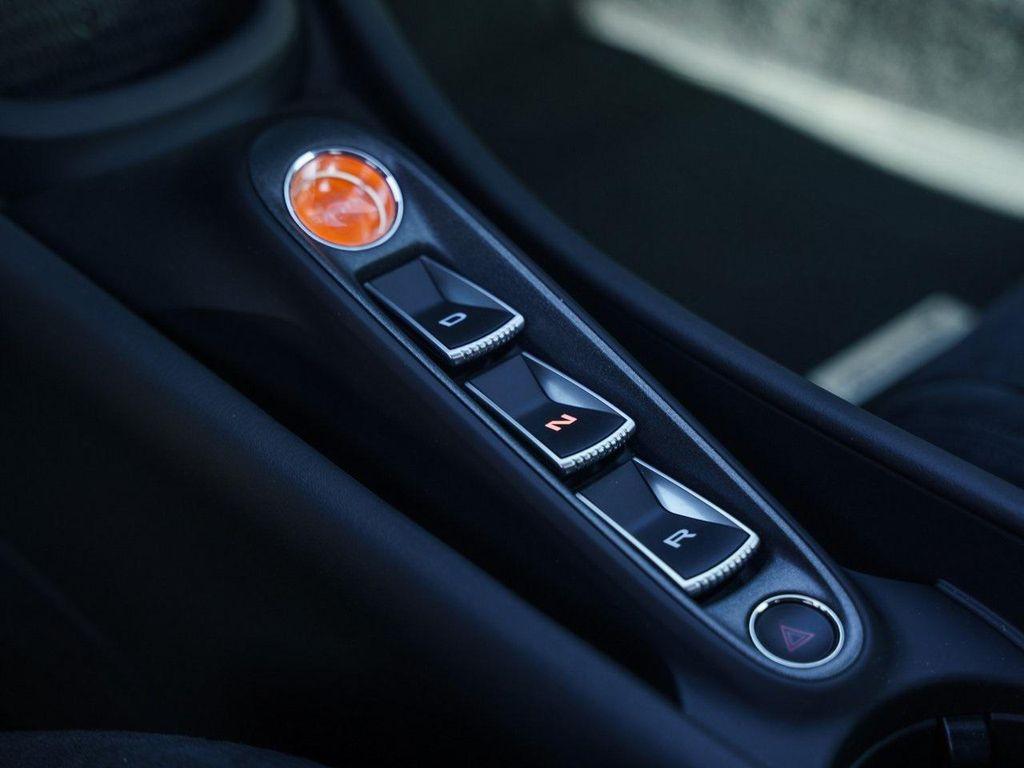 used 2025 McLaren Artura car, priced at $239,990