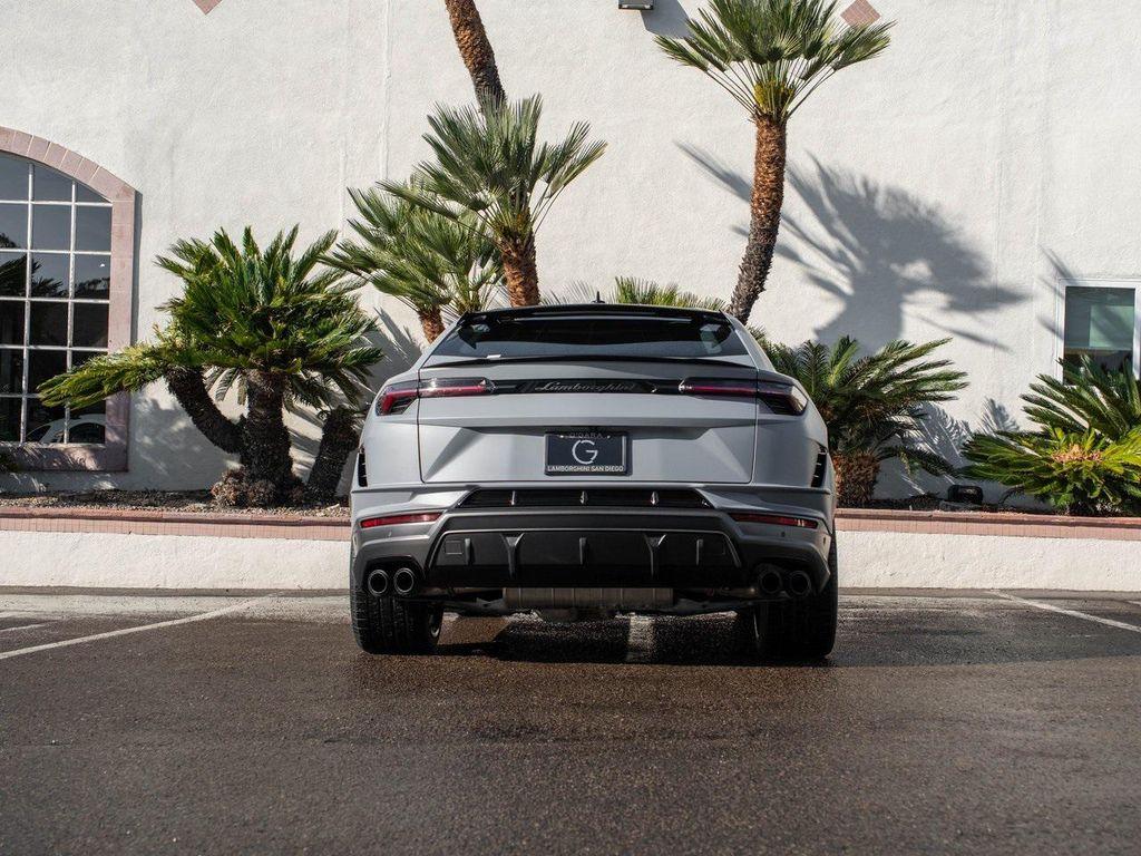 used 2024 Lamborghini Urus car, priced at $310,995