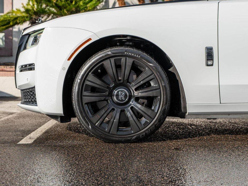 used 2022 Rolls-Royce Ghost car, priced at $269,995