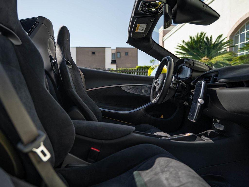 used 2025 McLaren Artura car, priced at $244,995