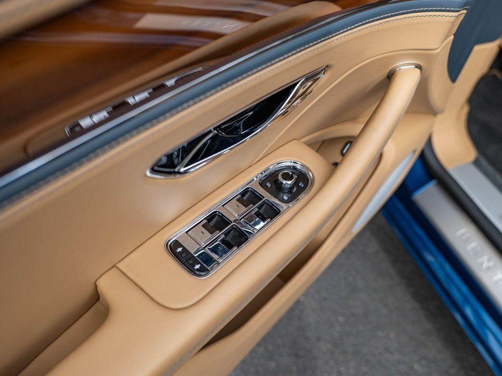 used 2022 Bentley Flying Spur Hybrid car, priced at $152,998