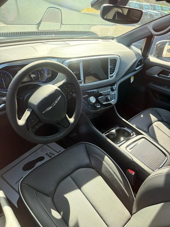 new 2026 Chrysler Pacifica car, priced at $51,996