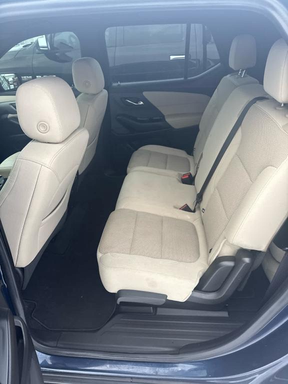 used 2022 Chevrolet Traverse car, priced at $23,554