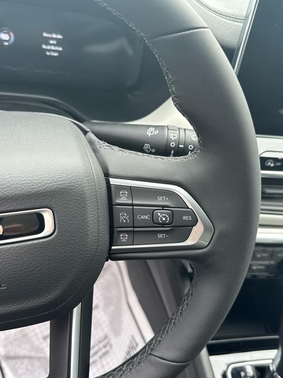 new 2026 Jeep Compass car, priced at $33,344