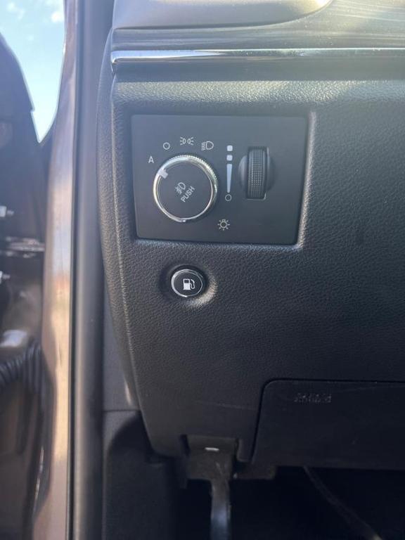 used 2021 Jeep Grand Cherokee car, priced at $23,884