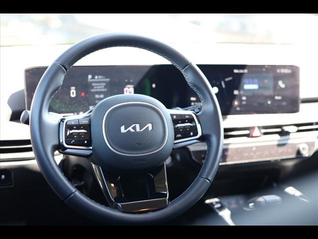 used 2025 Kia Sorento car, priced at $38,760