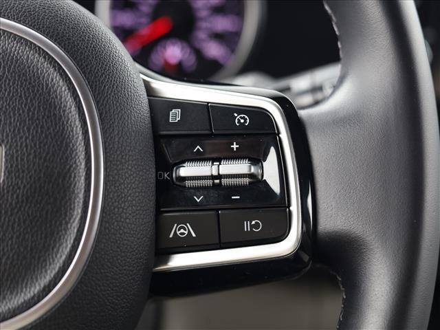 used 2022 Kia Carnival car, priced at $28,923