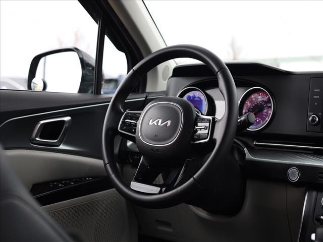 used 2022 Kia Carnival car, priced at $28,923