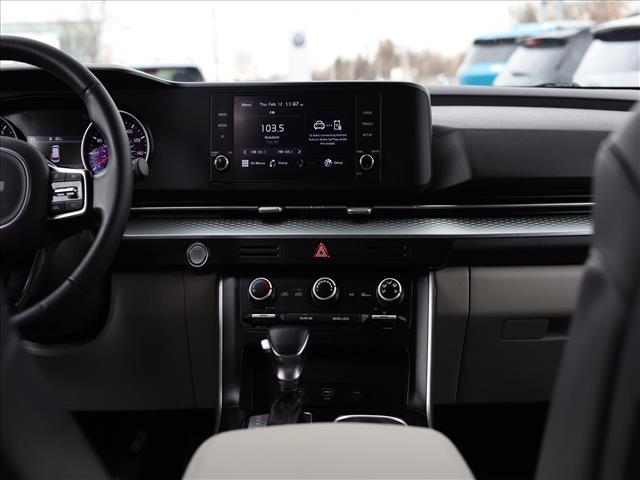 used 2022 Kia Carnival car, priced at $28,923