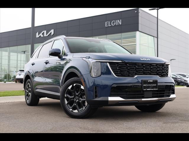 used 2025 Kia Sorento car, priced at $31,601