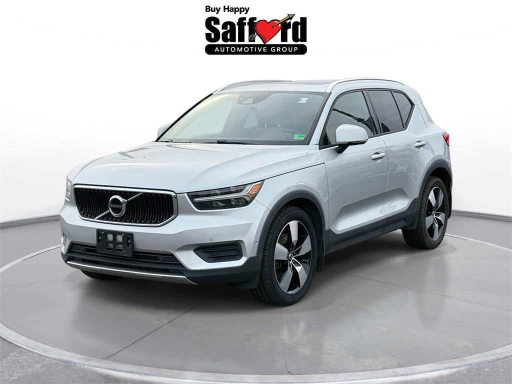 used 2019 Volvo XC40 car, priced at $16,777
