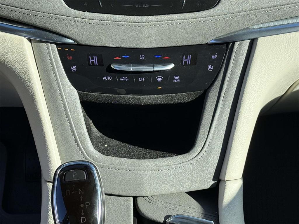 used 2017 Cadillac XT5 car, priced at $18,484