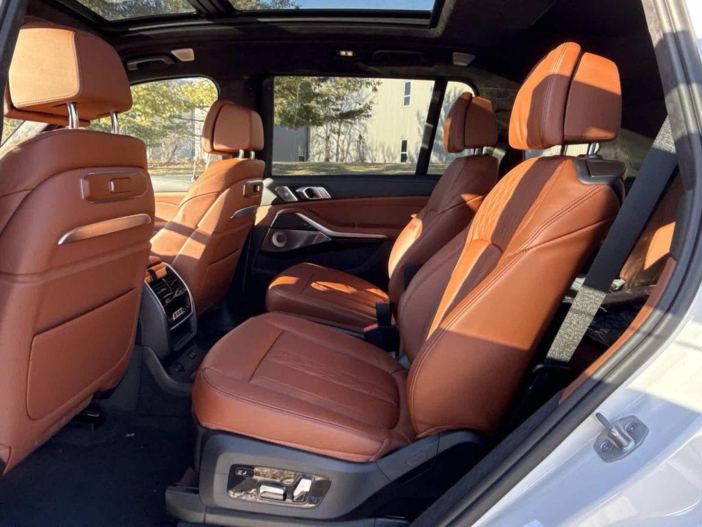 new 2026 BMW X7 car, priced at $127,400