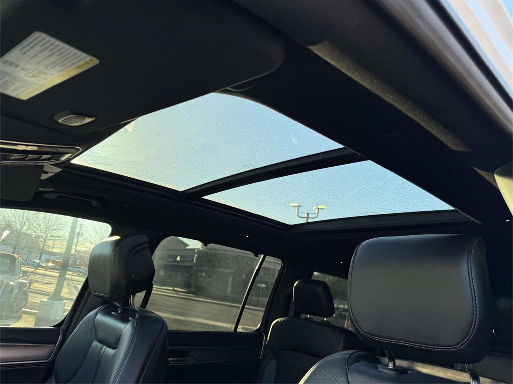 used 2025 Jeep Wagoneer L car, priced at $59,777