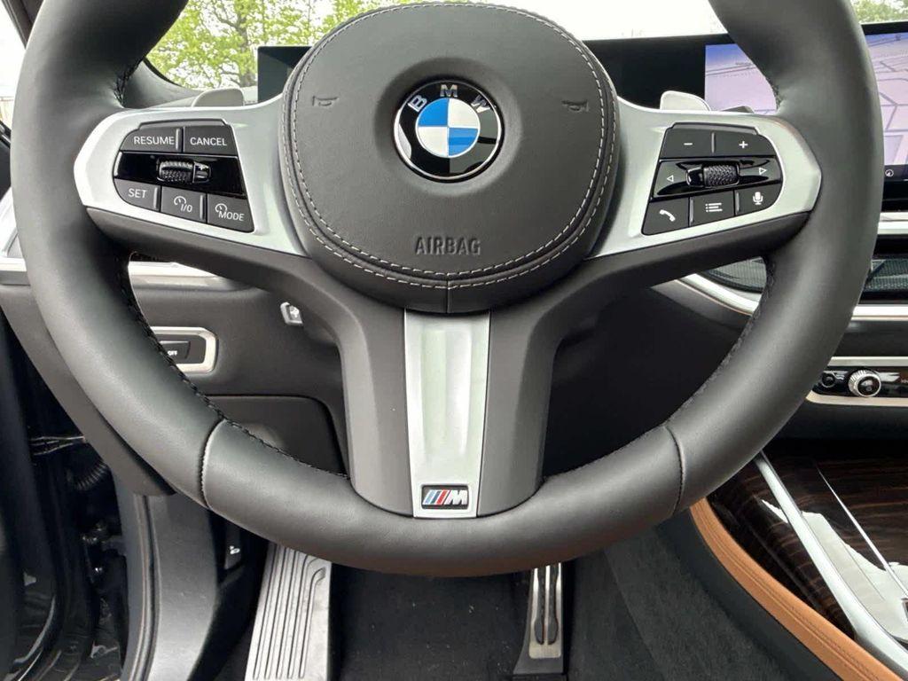 new 2026 BMW X7 car, priced at $105,264