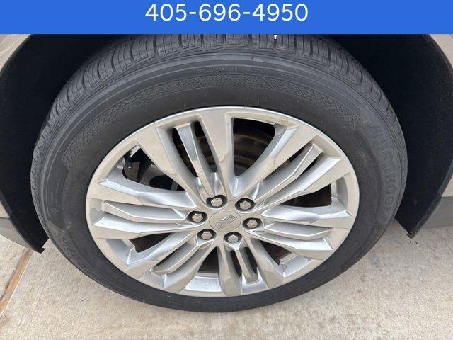 used 2019 Cadillac XT5 car, priced at $15,516