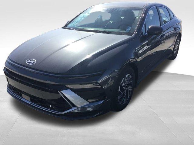 new 2026 Hyundai Sonata Hybrid car, priced at $27,765