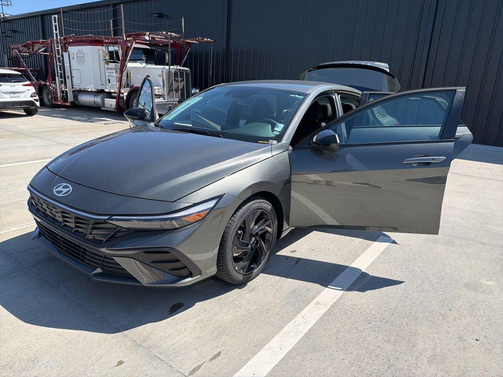 new 2026 Hyundai Elantra car, priced at $16,189