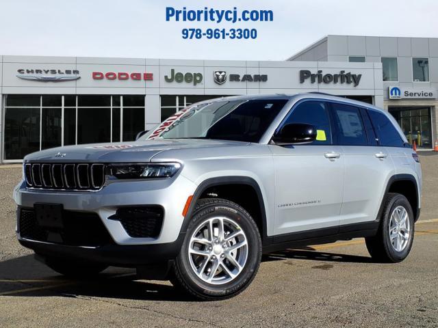new 2025 Jeep Grand Cherokee car, priced at $38,890