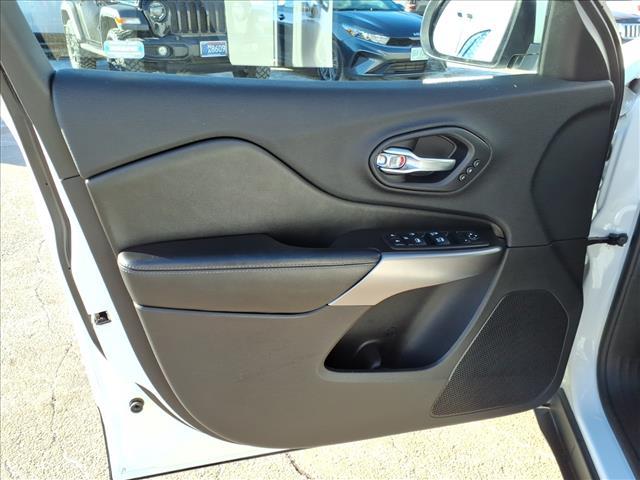 used 2020 Jeep Cherokee car, priced at $19,587