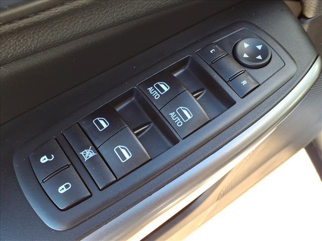 used 2020 Jeep Cherokee car, priced at $19,587